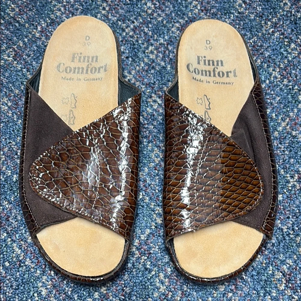 Finn Comfort Brown Men’s Slide Sandals